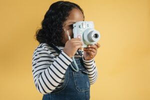 Sztuka fotografii pszczół – ujęcia przyrodnicze pełne delikatności