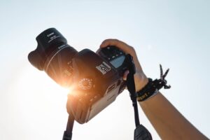 Fotografia dziecięca – jak uchwycić naturalność i spontaniczność?